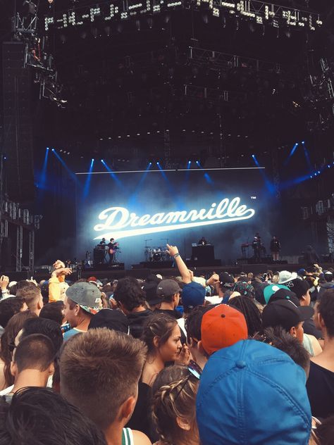 Jcole Concert Aesthetic, Dreamville Nails, Dreamville Aesthetic, Dreamville Wallpaper, J Cole Aesthetic, J Cole Concert, Dreamville Festival, Hip Hop Concert, Dj Aesthetic