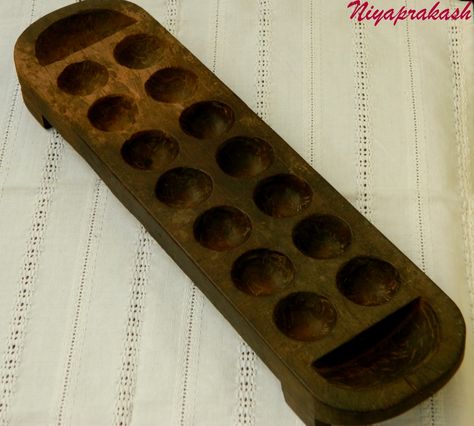 Pallankuzhi or Gurpale or Mancala (Oldest board game) Gurpale is one of the oldest form of board games of India. The... Mancala Board, Mancala Game, Old Board Games, Incredible India, Wood Turning, Reclaimed Wood, Board Games, Turning, Old Things