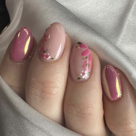 Short Mom Nails, Belle Inspired Nails, Wildflower Nails, Unghie Nail Art, Nails Yellow, Hello Nails, Simple Gel Nails, Her Nails, Cute Gel Nails