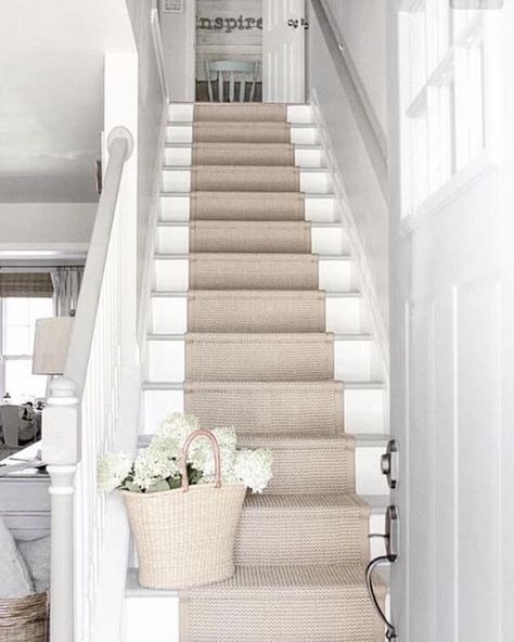 Stairs Carpet, Stairs Renovation, White Stairs, Stair Makeover, Diy Staircase, Stairs Makeover, House Staircase, Staircase Remodel, Staircase Makeover