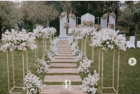 Walkway Design Wedding, Walkway Decor Wedding, Wedding Concept Outdoor, Outdoor Wedding Aisle Ideas Walkways, Walkway Wedding Decor, Wedding Walkway Outdoor, Wedding Walkway Decor, Walkway For Wedding, Wedding Walkway Ideas