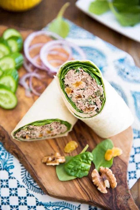 My go-to Tuna Wrap • The Healthy Foodie Protein Wraps, Tuna Wrap, Wraps Recipes Healthy, Lunch Saludable, Lunch Wraps, Protein Lunch, Healthy Wraps, Filling Lunch, Breakfast Wraps