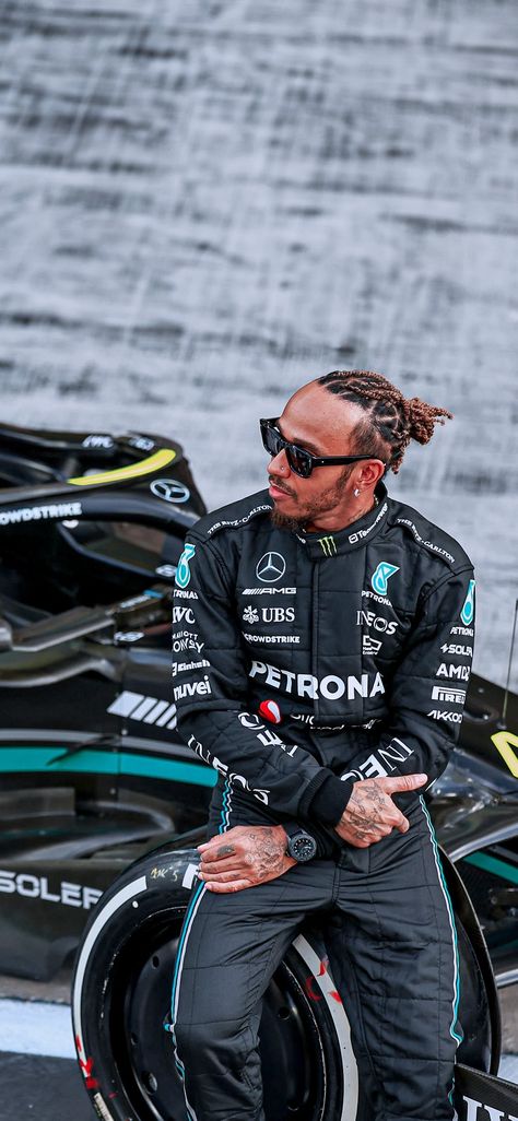 Lewis Hamilton Wallpaper, Hamilton Outfits, F1 Hamilton, Mercedes Lewis, Hamilton Wallpaper, Escuderias F1, Lewis Hamilton Formula 1, F1 Lewis Hamilton, Mclaren Formula 1