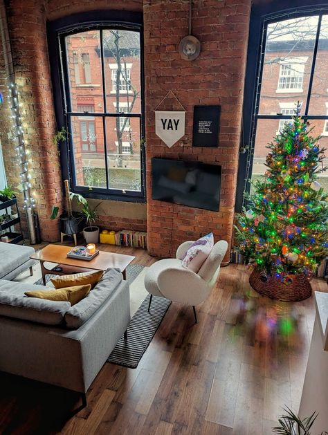 Mill Apartment Decor Exposed Brick, Exposed Brick Nyc Apartment, Brick Apartment Aesthetic Exterior, Studio Apartment Christmas Tree, Exposed Brick Interior Design, Exposed Brick Walls Living Room, Living Room Exposed Brick, Brick Loft Apartment, Brick Wall Living Room Ideas