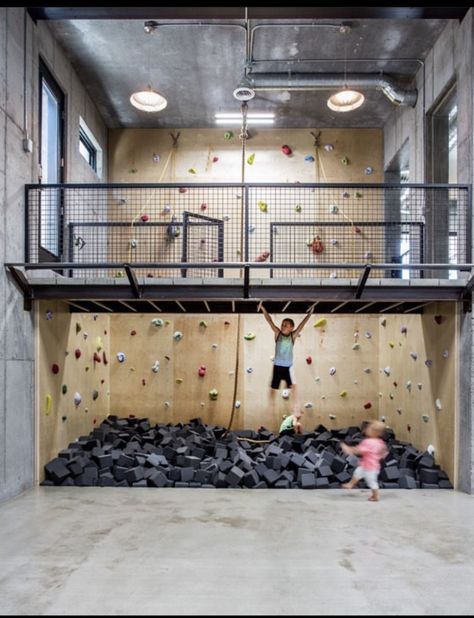 Indoor Foam Playground, Home Gym With Rock Wall, Home Bouldering Gym, Indoor Home Rock Climbing Wall, Home Rock Wall Indoor Climbing, At Home Jungle Gym, Basement Foam Pit, Indoor Foam Pit, Rock Climbing Gym Design