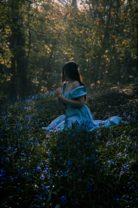 Find me in the bluebells 🪻  #bluebells #bluebellwoods #shropshire #nature #cinematicphotography #cottagecore #slowliving #princesscore #fairy #fairytaleedit #romantisizeyourlife #naturephotography #forest #woods #fairycore #enchantedliving Fairy Like Photoshoot, Photoshooting In Nature, Magical Forest Photoshoot, Forest Pictures Ideas, Outdoor Princess Photoshoot, Enchanted Forest Photoshoot Ideas, Winter Fairy Photoshoot, Whimsical Forest Photoshoot, Forest Pictures Poses