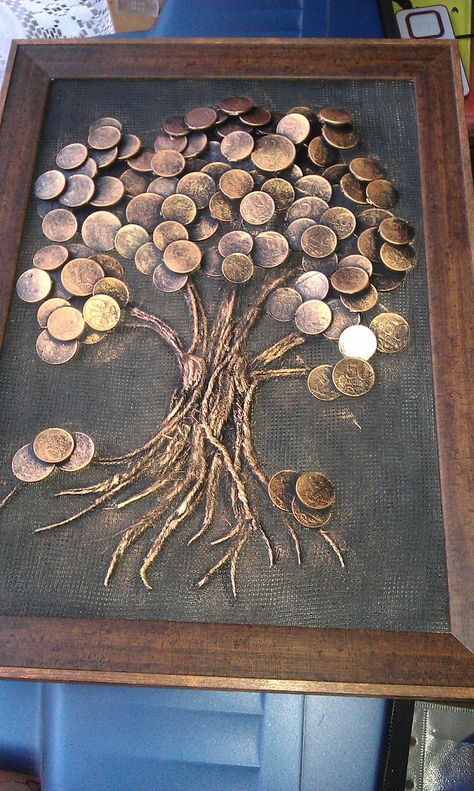 Drátěná Socha, Coin Crafts, Glue Art, Coin Art, Money Tree, Money Trees, Tile Shower Ideas, Metal Art Diy, Metal Tree