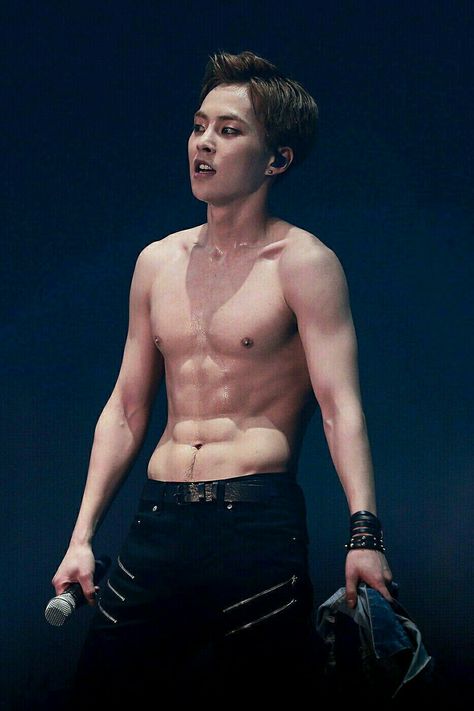 Oppa you're too much... Just chill k... Exo Abs, Exo Hot, Kpop Abs, Surfer Boys, Cha Eun Woo Astro, Kim Min Seok, Xiumin Exo, Hot Abs, Xiu Min