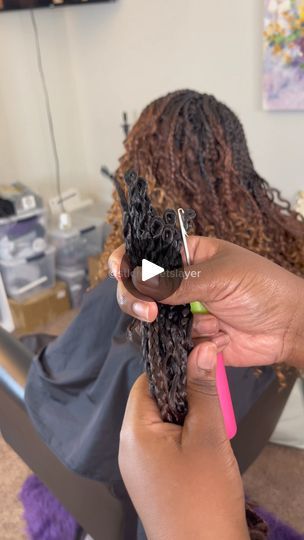 22K views · 272 reactions | How to install silky crochet braids | Sometimes the hair can be silky and cause slippage. Here’s a video to show you how to avoid that from happening! 
.
For those who want to learn step by... | By STL Crochet Slayer | Facebook How To Crochet Hair For Beginners, Crochet Braid, Crochet Braids Hairstyles, Braid Hairstyles, Boho Crochet, Crochet Braids, Crochet Hair Styles, How To Crochet, Crochet For Beginners