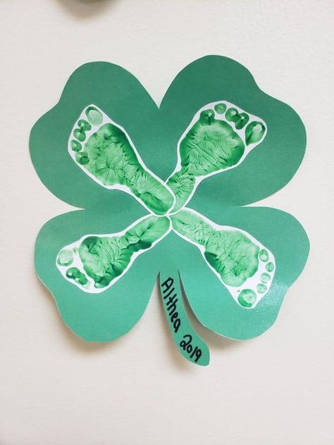 St Patrick’s Day Nicu Craft, Four Leaf Clover Baby Art, Shamrock Footprint Art, Infant Saint Patricks Day Art, St Patrick’s Day Infant Crafts, March Activities For Infants, At Patrick’s Day Crafts For Babies, March Footprint Crafts, St Patricks Day Crafts For Infants Daycare