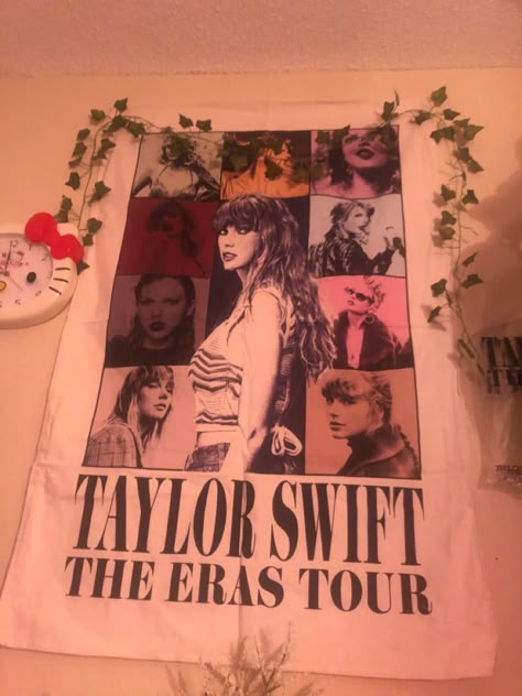 Eras Tour Tapestry, Taylor Swift Tapestry, Taylor Swift Room Decor Ideas, Swiftie Room, Rep Tour, Singer Dr, Dream Collage, Tapestry Room, Idea Room