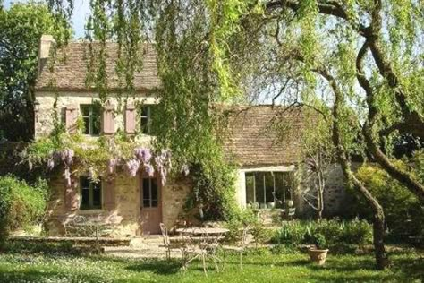 Top 15 des plus belles rénovations de maison - Côté Maison Casa Country, Casa Exterior, French Country Cottage, French Countryside, French Country House, English Cottage, French House, House Goals, Garden Cottage