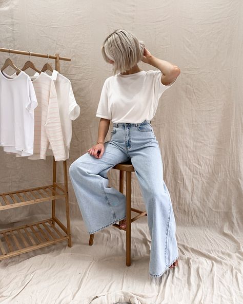 It's all in the basics... ⁠ ⁠ At Onesta we believe that when you invest in and really master the core basics of your wardrobe, building an outfit around it become so much easier!⁠ ⁠ A white t-shirt has to be THE staple top of anyones wardrobe and we love styling our boxy white tee with some wide leg jeans for a really chic, spring inspired, everyday base look.⁠ ⁠ Basic White Tee Outfit, White Tees Outfit, White Stone Jewelry, Wardrobe Building, Wide Leg Jeans Outfit, Plain White T's, Staple Tops, Basic White Tee, Wide Jeans