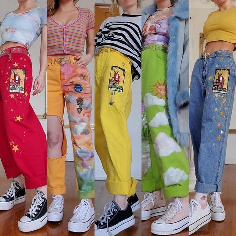 Kidcore Style, Thrifty Style, Aesthetic Converse, Painted Clothes Diy, Retro Pants, Retro Jeans, Converse Style, Shop Clothes, Painted Denim