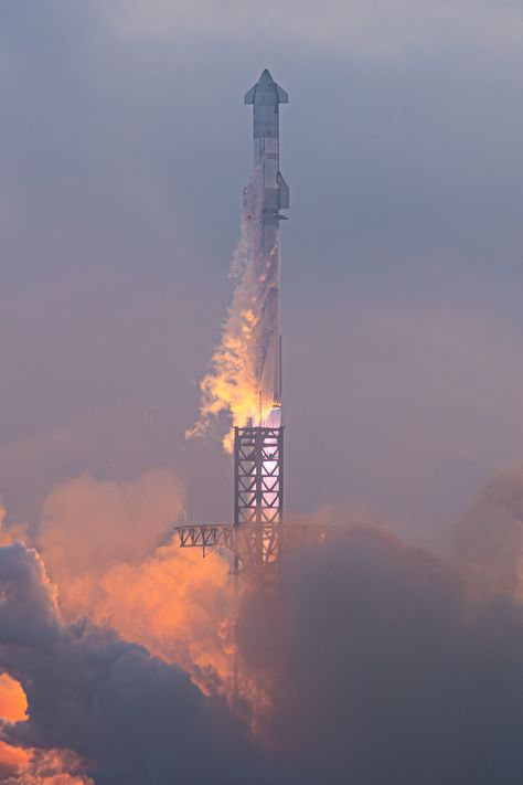 Starship's Third Flight Test l John Kraus, SpaceX l 14032024 Starship Wallpaper, Space Art Wallpaper, Nasa Wallpaper, Spacex Rocket, Nasa Space Program, Spacex Starship, Dream College, Space Program, Space Nasa