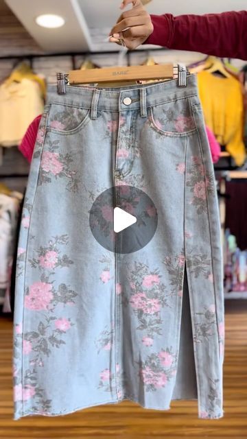 WESTERN LADY BOUTIQUE KOCHI on Instagram: "Denim floral skirt with crop top🤩🤩 . . . .#skirt #top #topbrand #surplus" Lady Boutique, Denim Crop Top, Crop Top Skirt, Kochi, Ladies Boutique, Skirt Top, Floral Skirt, Top Brands, Crop Top