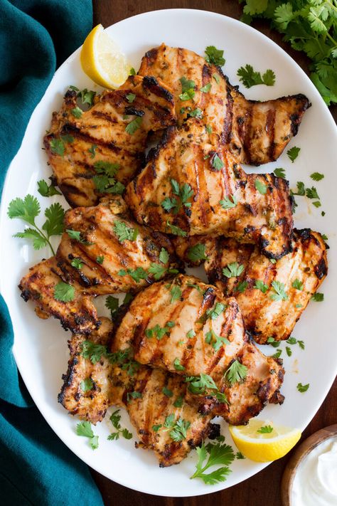 Greek Yogurt Marinated Grilled Chicken Citrus Chicken Marinade, Balsamic Chicken Marinades, Salad Appetizer Cups, Yogurt Marinated Chicken, Greek Yogurt Chicken, Marinated Chicken Recipes, Grilled Foods, Yogurt Chicken, Chicken Marinade Recipes