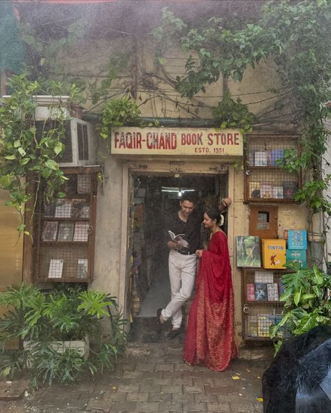 FAQIR CHAND BOOKSTORE | Barish - Delhi Monsoon ❤️🧿🌧️ Sharing some pictures from our recent shoot, for our new postcard. Thanks to everyone, for all the constant l… | Instagram Indian Couple Aesthetic, Aesthetic Lovers, Lovers Photo, Romantic Boyfriend, South Asian Aesthetic, Indian Couple, Desi Love, Lovers Photos, Future Love