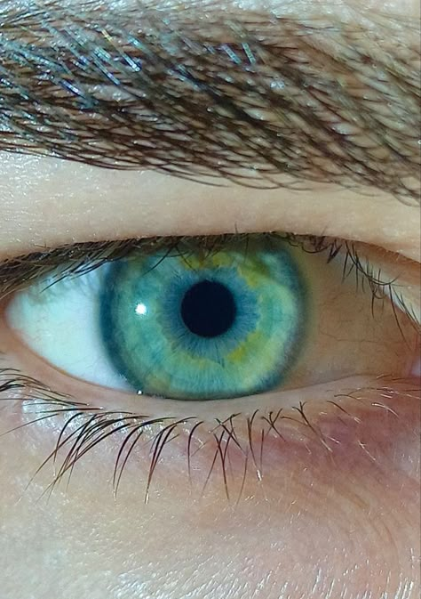 Turquoise Eyes Aesthetic, Kotlc Casting, House Celtigar, Planet Oc, Mint Green Eyes, Sea Green Eyes, Cyan Eyes, Aquamarine Eyes, Green Blue Eyes