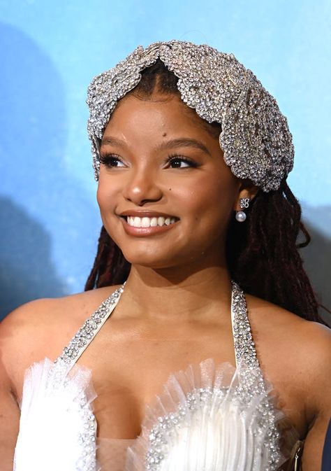 Halle Bailey Makeup, Chloe Halle, Chloe And Halle, Chloe Bailey, Beauty And The Beat, Chloe X Halle, Halle Bailey, Halle, Elegant Woman