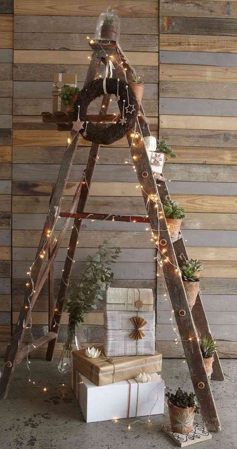 Christmas Ladder Decorations, Ladder Christmas Tree Ideas, Christmas Ladders Ideas, Christmas Tree Ladder, Christmas Ladder, Ladder Christmas Tree, Wooden Ladders, Decorate Ideas, Decorate Christmas