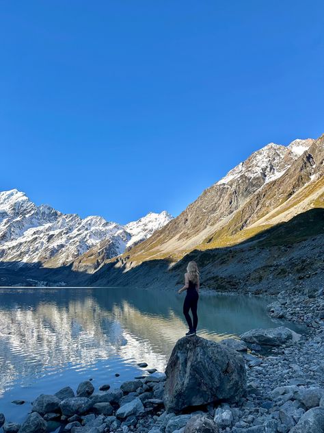 New Zealand Mount Cook, Mt Cook New Zealand, Queenstown Nz, Mount Cook, Mountain Girl, New Zealand Travel, Hiking Tips, South Island, Queenstown