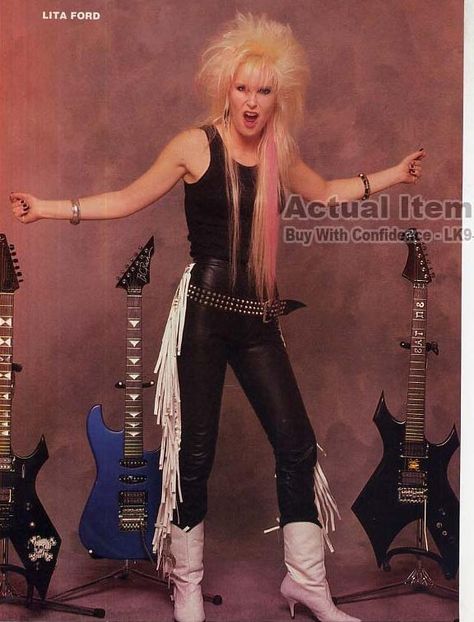 Lita Ford Lita Ford 80s, 80s Rock Outfit, 80s Rock Fashion, Holding A Guitar, Face Holding, Female Rock Stars, 80s Heavy Metal, Rock And Roll Girl, Fits Inspiration