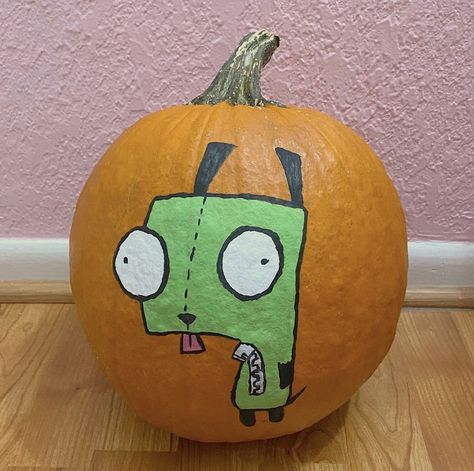 Emo Pumpkin Painting, Saw Pumpkin Painting, Zombie Pumpkin, Pumpkin Painting Ideas, Scene Emo Art, Zombie Pumpkins, Hello Kitty Pumpkin, Halloween Pumpkin Crafts, Creative Pumpkin Painting