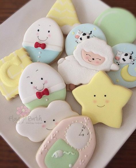 Nursery Rhyme Theme, Decorator Frosting, Baby Shower Cookies, Nursery Rhyme, Baby Shower Theme, Sugar Cookies Decorated, Nursery Rhymes, Baby Fever, Shower Party