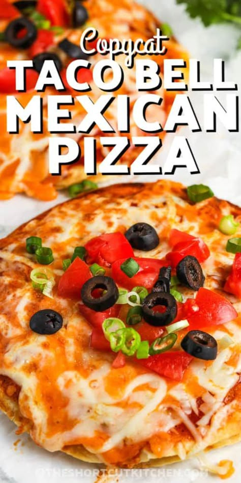 Copycat Taco Bell Mexican Pizza Taco Pizza Sauce, Taco Bell Mexican Pizza Recipe, Mexican Style Pizza, Spicy Lunch, Copycat Taco Bell Mexican Pizza, Easy Taco Pizza, Copycat Taco Bell, Mexican Pizza Recipe, Wraps Recipes Easy