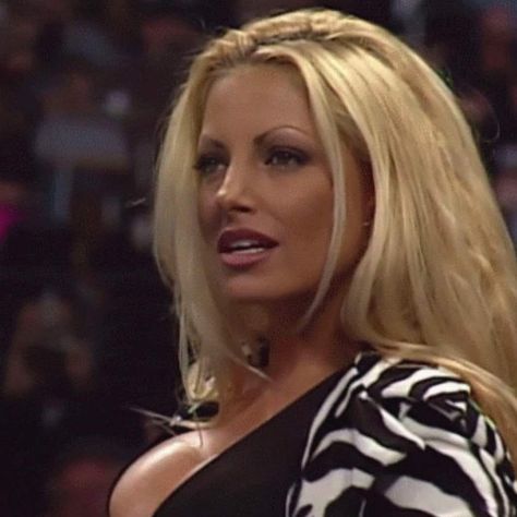 Trish Stratus Wwe, Wwe Trish Stratus, Wwe Trish, Pepsi Man, Wwf Superstars, Stacy Keibler, Trish Stratus, Wwe Female Wrestlers, 2000s Aesthetic