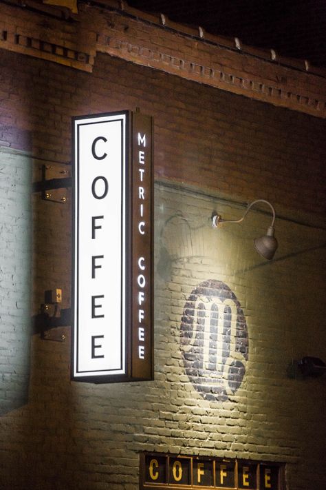 Custom blade sign fabricated and installed for Metric Coffee by Right Way Signs of Chicago. Outdoor Restaurant Signage, Vertical Signage, Blade Signage, Lightbox Signage, Coffee Signage, Chicago Signs, Cafe Signage, Storefront Signage, Restaurant Signage