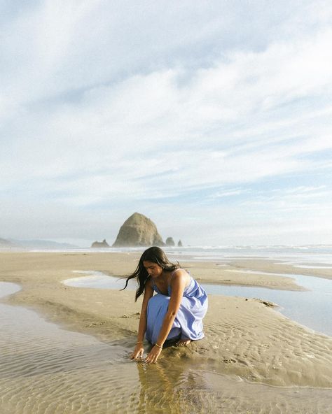 Cannon beach never disappoints 🌊🎞️🐚🌾 Senior Sunday, Cannon Beach, August 19, Portrait Photographer, Portrait Photographers, Photographer, Photography, On Instagram, Quick Saves