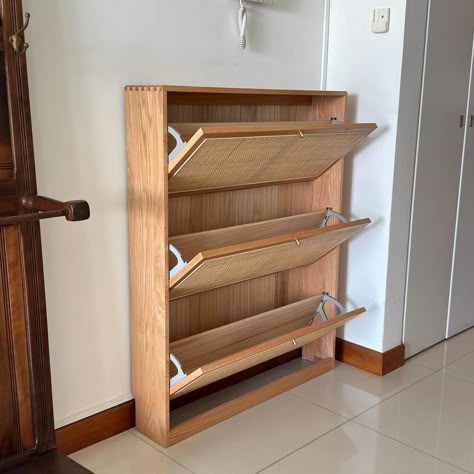 Introducing the perfect blend of style and function for your entryway! 🇸🇬 🔎 Scandinavian Wood Shoe Cabinet with Vine Weave / $399 🔎 View here: lofthome.com/products/scandinavian-wood-shoe-cabinet-vine-weave Transform your shoe chaos into chic order! 🥿👠 #SingaporeStyle #HomeOrganization #ScandinavianDesign #ShoeStorage #SingaporeHomes #InteriorDesignSG #FunctionalFurniture #EntrywayGoals #HomeInspo #SGInteriors #VineWeave #StylishStorage #CompactLiving #LoftHomeFurniture #sglifestyle Scandinavian Shoe Cabinet, Shoe Rack Ideas Entryway, Shoes Cabinet Design, Entryway Scandinavian, Foyer Ideas Entryway Indian, Scandinavian Shoe Rack, Entryway Inspirations, Japandi Entryway, Shoe Unit