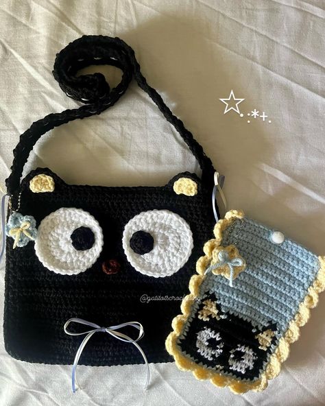 Chococat inspired bag and pouch (^з^)-☆!! Each come with a star keychain ☆彡 • • • Available on Mercari • • • #chococat #chococatsanrio #chococat💕💕💕 #sanrio #crochet #crochetaddict #crochetlove #crochetersofinstagram #crochetbag #sanriobag #y2kfashion #y2k #my2girls #pouchmakeup #pouch #backtoschool #newcollection #newpost #cute #cutestyle Chococat Sanrio Aesthetic Pfp, Sanrio Choco Cat, Crochet Mocha Sanrio, Choco Cat Plush, Pochacco Crochet Bag, Button Pouch, Sanrio Bag, Cat Bag, Women Accessories Bags