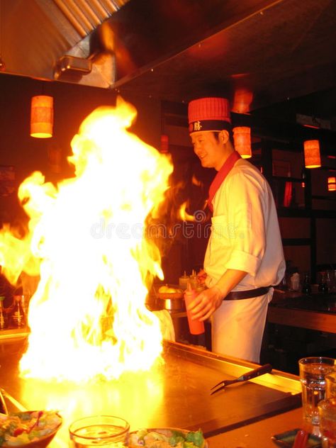 Hibachi Chef, Japanese Hibachi, Cooking Vegetables, Watch Image, Watch Ad, Food Words, Birthday Food, Fire And Ice, Fun Cooking