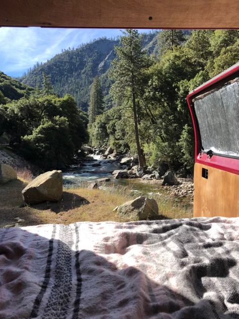 Van In Mountains, I Know A Spot Aesthetic, Camp Life Aesthetic, Camper Life Aesthetic, Van Life Aesthetic, Camping Forest, Camping Road Trip, Cozy Romantic, Forest Camping