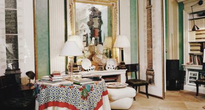 At Home With: Interior Designer Rebecca de Ravenel, New York Rebecca De Ravenel Home, Chinoiserie Lamp, French Front Doors, Rebecca De Ravenel, Prints And Patterns, Chandelier Decor, New Traditional, Slipcovered Sofa, Elle Decor