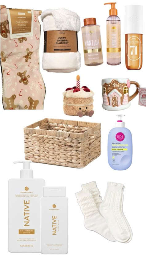 Cute Hampers, Birthday Needs, Perfume Clean, Gifts Ideas For Friends, Cute Baskets, Boo Basket Ideas, Clean Girl Era, Girly Christmas Gifts, Boo Baskets