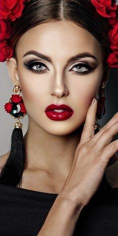 Spanish Hairstyles, Multi Colored Eyes, Color Splash Photo, Rose Girl, Boda Mexicana, Pretty Rose, Body Features, Simply The Best, The Best Day