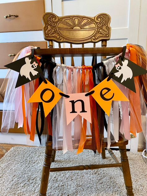 Halloween Smash Cake, One Birthday Backdrop, Spooky One Birthday, One Cake Smash, High Chair Tutu, Halloween First Birthday, Halloween 1st Birthdays, First Birthday Decor, One Banner