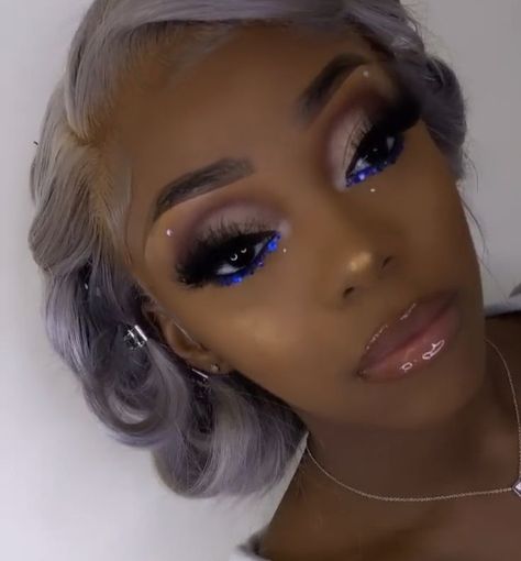 Blue Themed Makeup Looks, Blue Birthday Makeup Ideas, Royal Blue Make Up Looks, Makeup Looks Hollywood, Baddie Prom Makeup, Glitter Under Eyes Make Up Black Women, Gender Reveal Makeup Ideas Black Women, Navy Blue Makeup Looks Black Women, Blue And Silver Makeup Looks Black Women