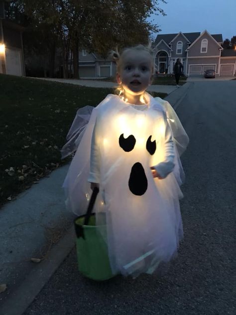 Halloween Costumes Goste, Unique Ghost Costume, Family Of Ghosts Costume, Family Ghost Halloween Costumes, Ghost Costume For Toddler Girl, Spooky Toddler Halloween Costume, Ghost Toddler Costume Boy, Ghost Dress Costume, Glowing Halloween Costumes