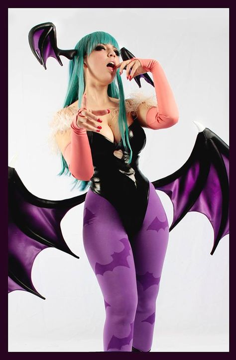 Lollipop Bunnie - Morrigan Aensland Cosplay - Darkstalkers Lilith Darkstalkers, Morrigan Cosplay, Morrigan Aensland, Capcom Street Fighter, Bunny Cosplay, Game Cosplay, Cooler Style, Video Game Cosplay, Odd Stuff