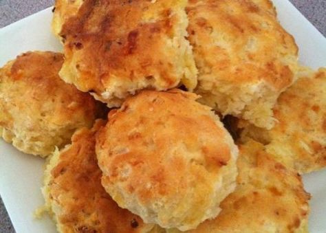 Cheese and Onion Scones Onion Scones, Savory Scones Recipe, Savoury Scones, Best Scone Recipe, Baking Scones, Scone Recipes, Scones Recipe Easy, Pie Maker, Scones Easy