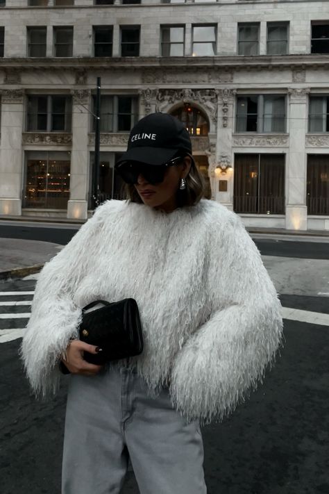 Winter fashion, fur coat outfit, winter outfit, white fur coat, zara fringe jacket Zara Fur Coat, White Fur Jacket Outfit, White Faux Fur Coat Outfit, Zara Fur Jacket, Fur Coat Outfit Winter, White Fur Coat Outfit, Fur Coat Street Style, Coat Outfit Winter, Coat Winter Outfit