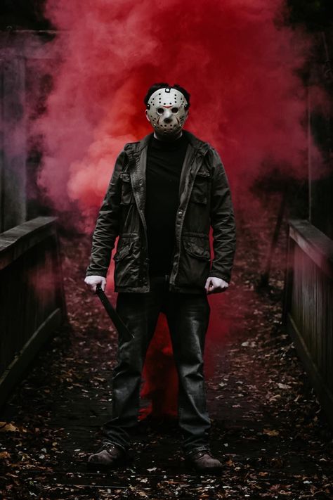 Men Halloween Photoshoot, Jason Halloween Photoshoot, Halloween Photoshoot Poses, Freddy Krueger Photoshoot, Jason Voorhees Photoshoot, Halloween Costumes Jason, Michael Myers Photoshoot, Horror Movie Photoshoot, Jason Vorhees Costume