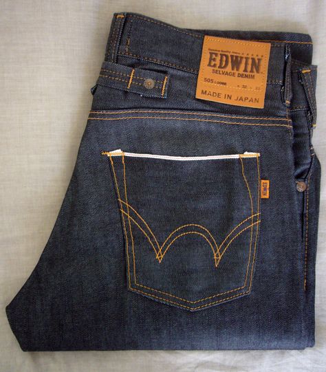 TheDenimIndustry.tumblr.com Denim & Workwear Damaged Jeans, Selvage Denim Jeans, Mens Designer Jeans, Men's Denim Style, Selvage Denim, Edwin Jeans, Selvedge Denim Jeans, Denim Workwear, Estilo Denim