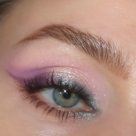 first look using @blendbunnycosmetics sugar and [redacted] palette 🌸 @makebeautyofficial brow pencil PR @nyxcosmetics thick it stick it brow pen @sweedbeauty cloud mascara PR @tiffencompany hollywood star lens filter 🏷️ #indiemakeup #indieeyeshadow #eyeshadowinspo #colorfulmakeup #selftaughtmua 🔍 indie eyeshadow makeup inspo colorful eyeshadow blend bunny Makeup Inspo Colorful, Cotton Candy Eyeshadow, Blue Pink Makeup, Indie Eyeshadow, Thick It Stick It, Formal Eye Makeup, Pastel Eyeshadow, Romantic Makeup, Indie Makeup