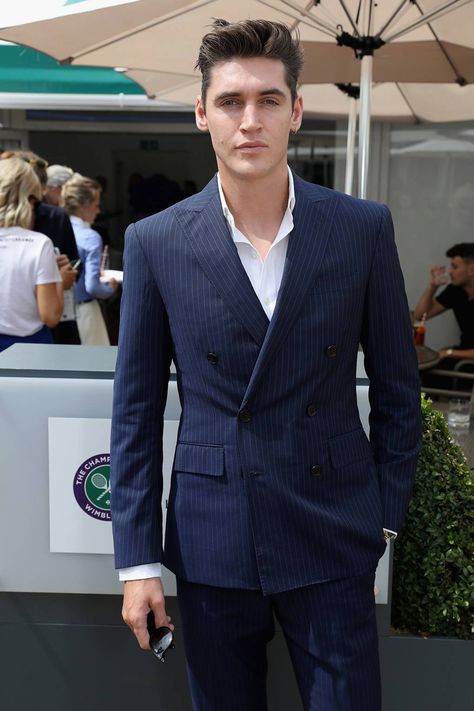 Celebrity Suit Men, Men Lawyer Outfit, Ralph Lauren Suits For Men, Navy And White Suit, Exo Fashion, Ralph Lauren Suits, Summer Suits Men, Slim Fit Coat, Stylish Mens Suits